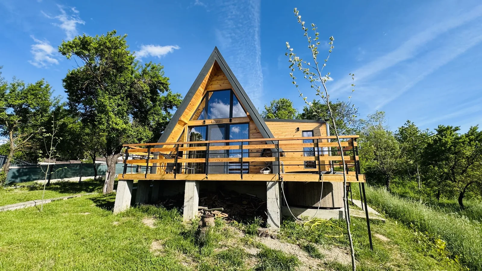 IezerVenture — Cabana Phuket · Valea Mare Pravăț, Argeș — Valea Mare Pravăț, Argeș