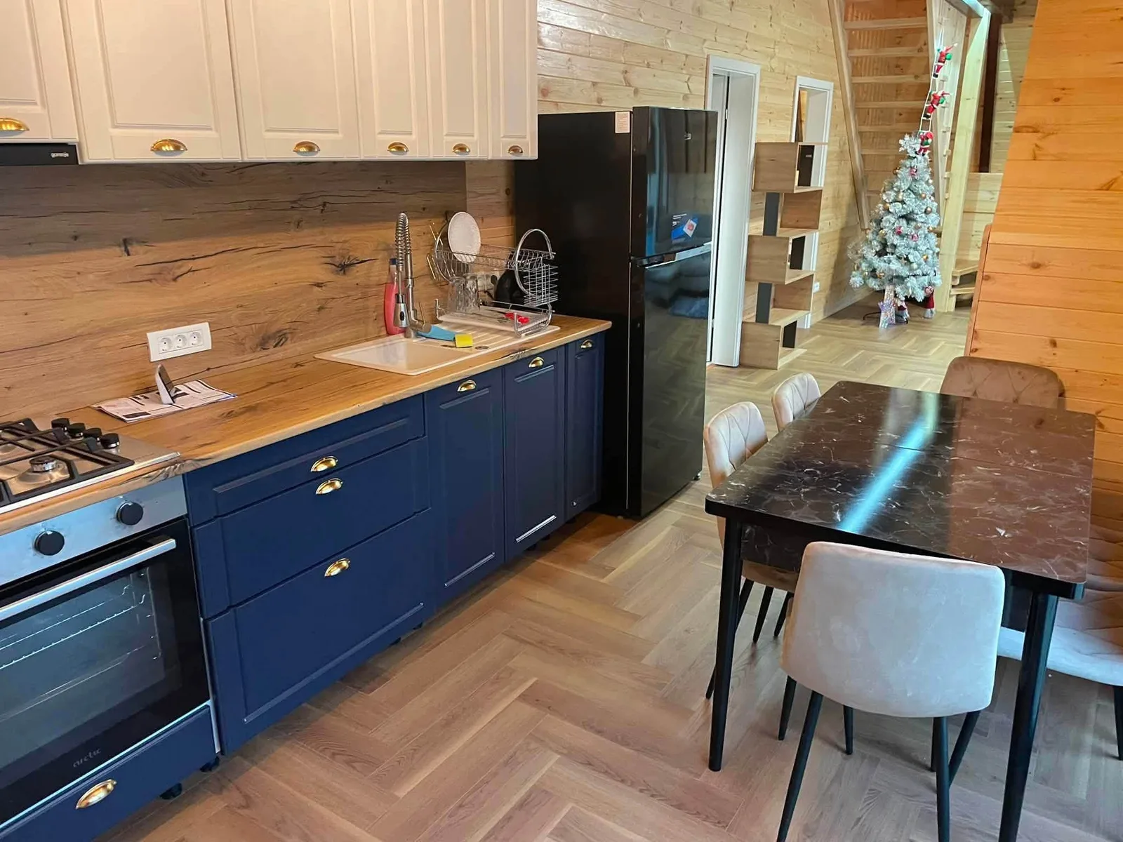 Cabane Aframe Breaza — 3 cabane cu ciubăr — Breaza, Prahova