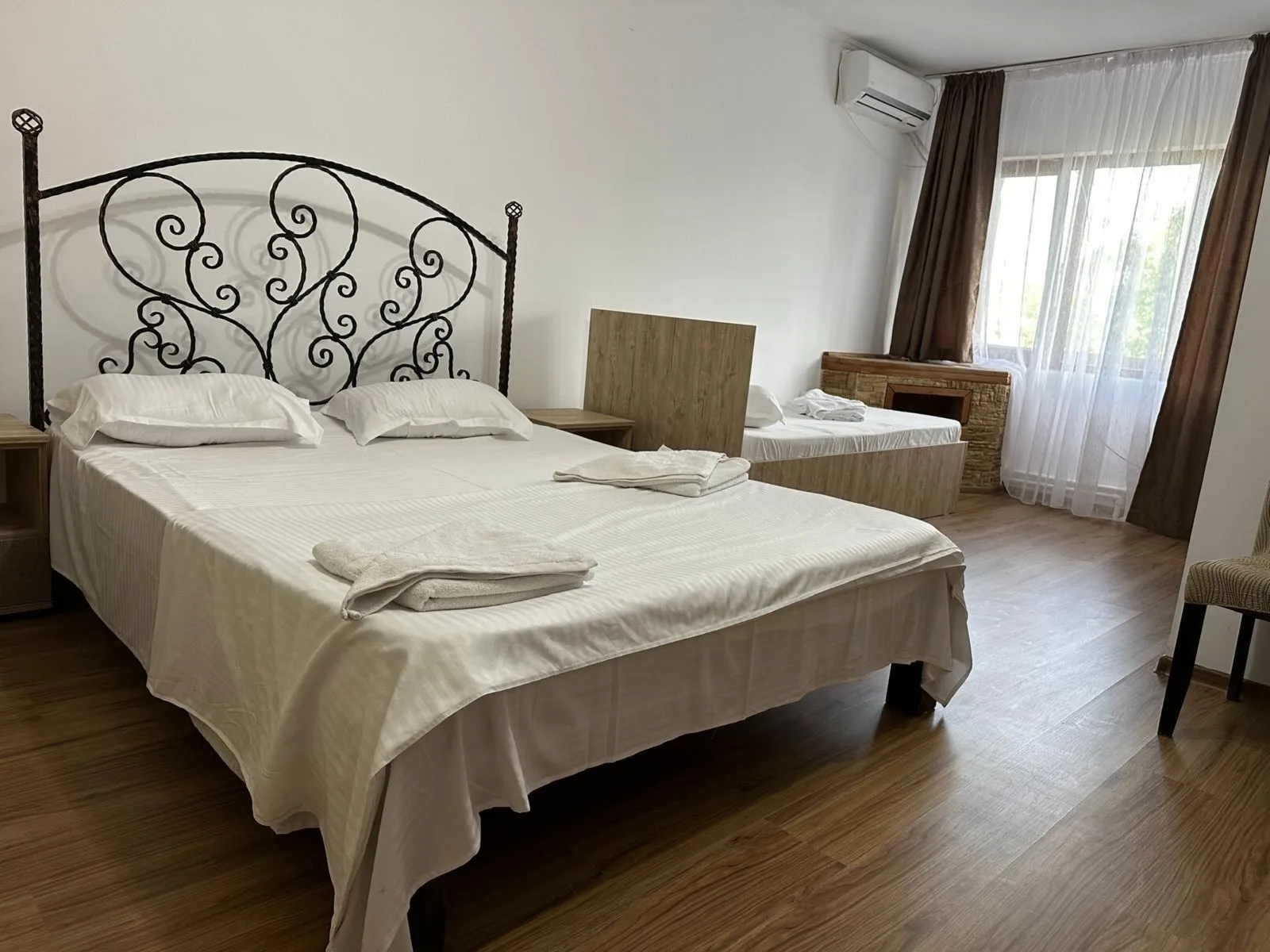Cazare Rimnicul Sarat Pensiunea Rustic · Ramnicu Sarat, Buzău — Ramnicu Sarat, Buzău