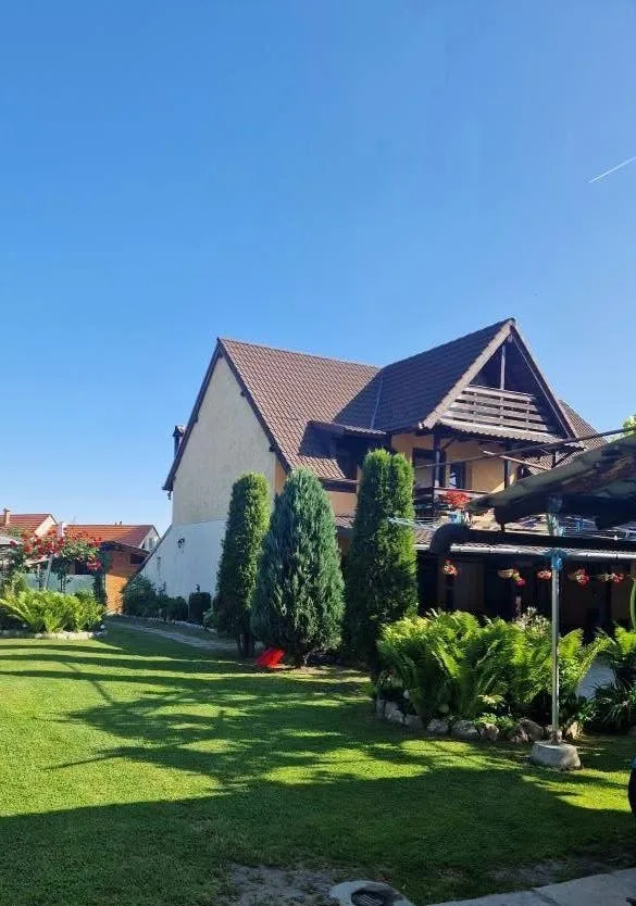 Inchiriez cabana/pensiune/ casa de vacanța cu ciubar!!