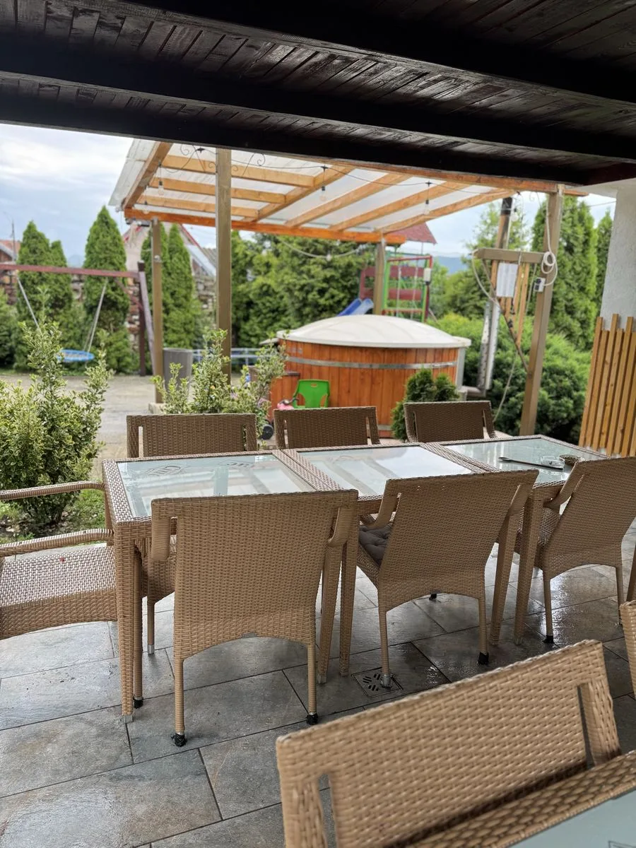 Cazare de revelion Calimanesti Caciulata cu ciubar/Gratar/Spatiu joaca — Calimanesti, Vâlcea