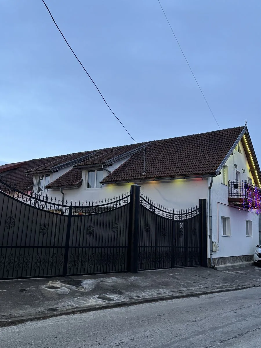 Cazare Bran Casa dintre munti · Tohanu Nou, Brașov — Tohanu Nou, Brașov