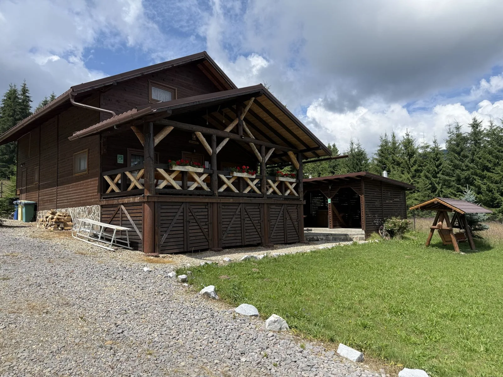 Cabana Niki Rum Haz · Borzont, Harghita — Borzont, Harghita