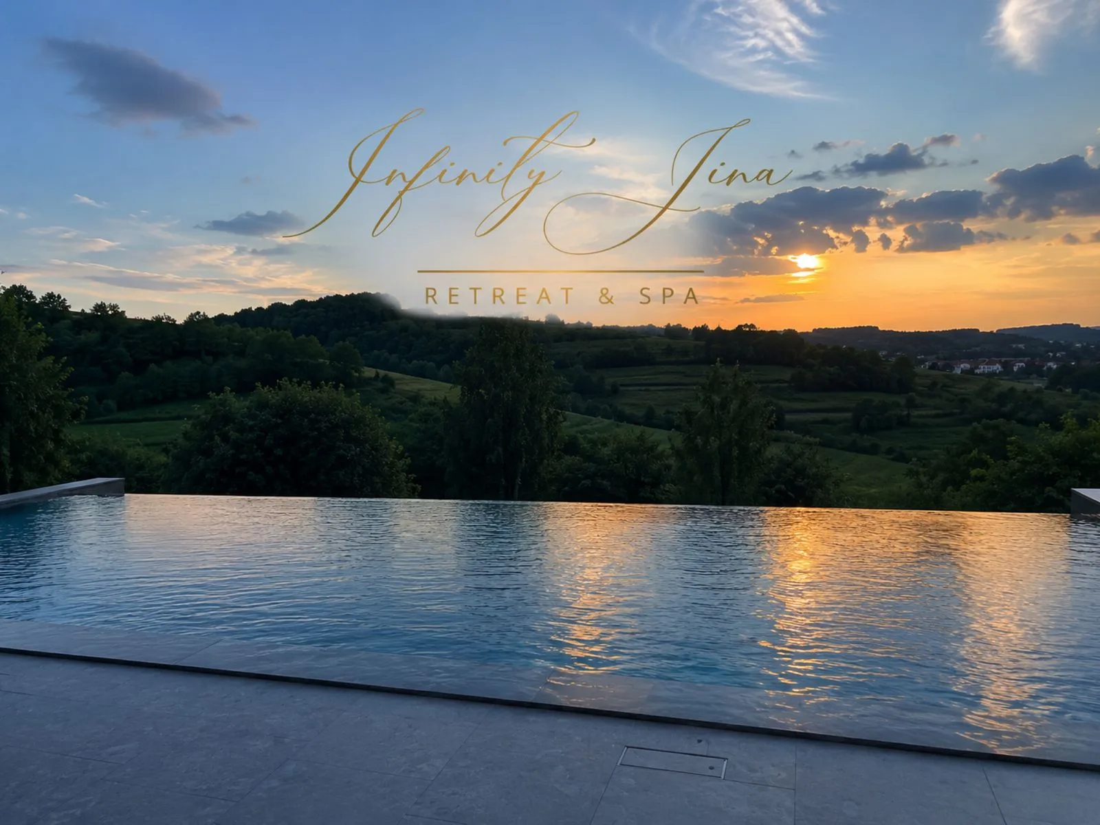 Pensiune  cu piscină infinity încalzită 25-27 sept disponibilă · Sibiu, Sibiu — Sibiu, Sibiu