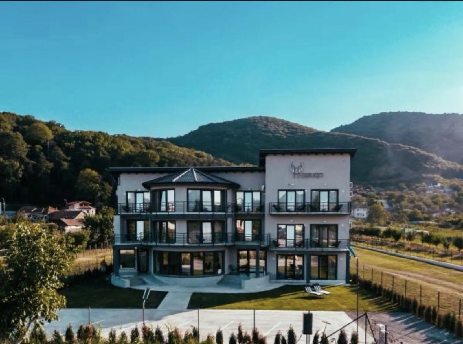Pensiune de inchiriat pentru revelion 3 nopti. Pensiunea Heaven · Deva, Hunedoara — Deva, Hunedoara