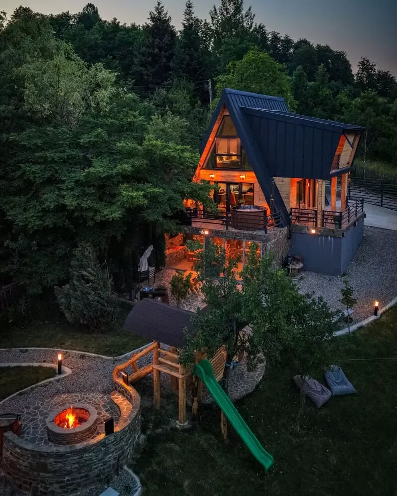Fox Cabins · Valea Doftanei, Prahova — Valea Doftanei, Prahova