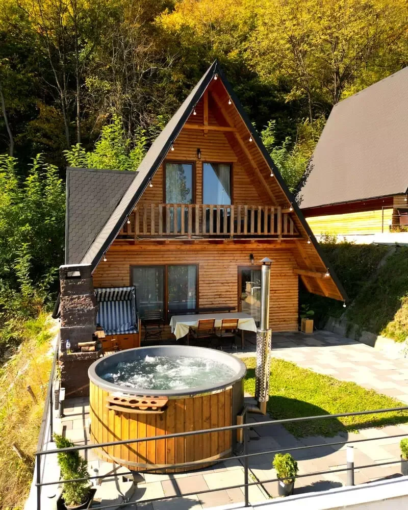 Hill House · Bârsău Mare, Sălaj — Bârsău Mare, Sălaj