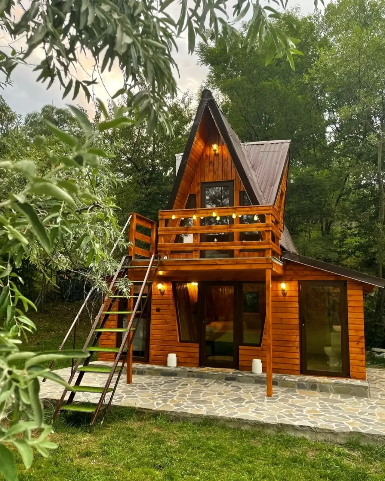 Kira’s Fairytale Cottage — Valea Doftanei, Prahova