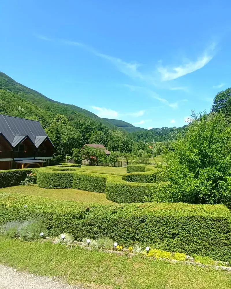 Pensiunea Poarta Raiului · Cugir, Alba — Cugir, Alba