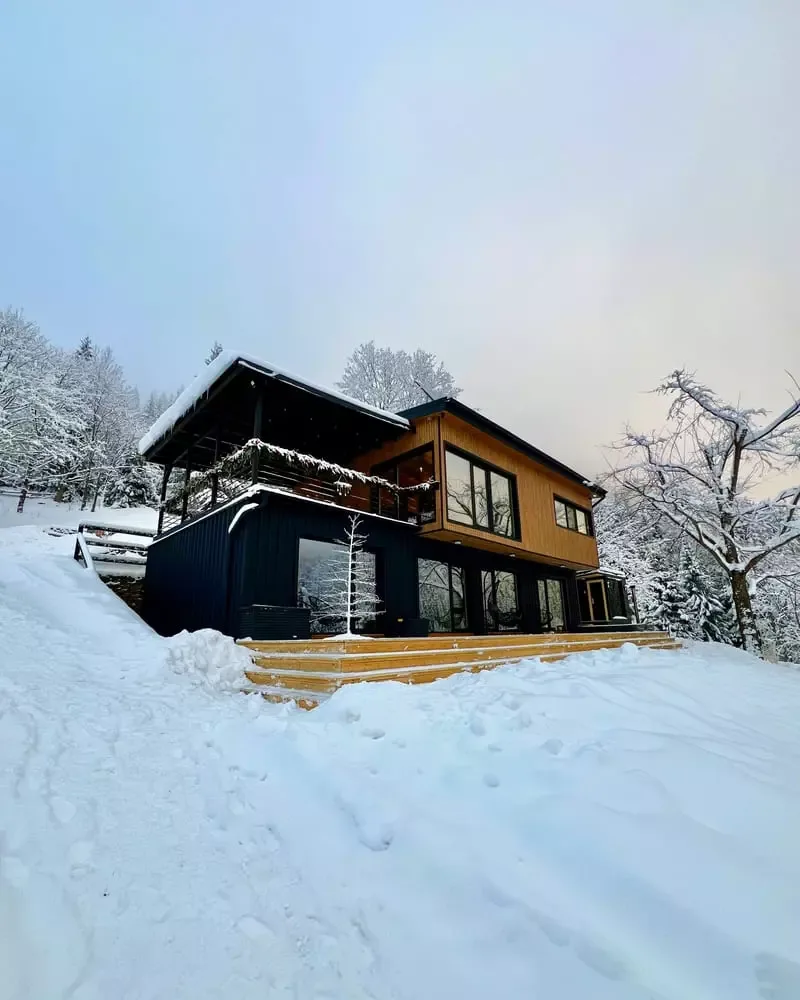 The Hidden Shack — Șaru Dornei, Suceava